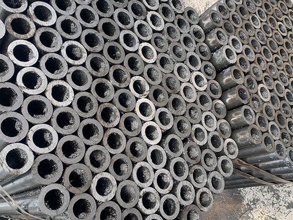 hot-rolled seamless pipe